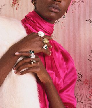 gucci-cruise-2018-jewellery-collection-240801-1511319630860-main