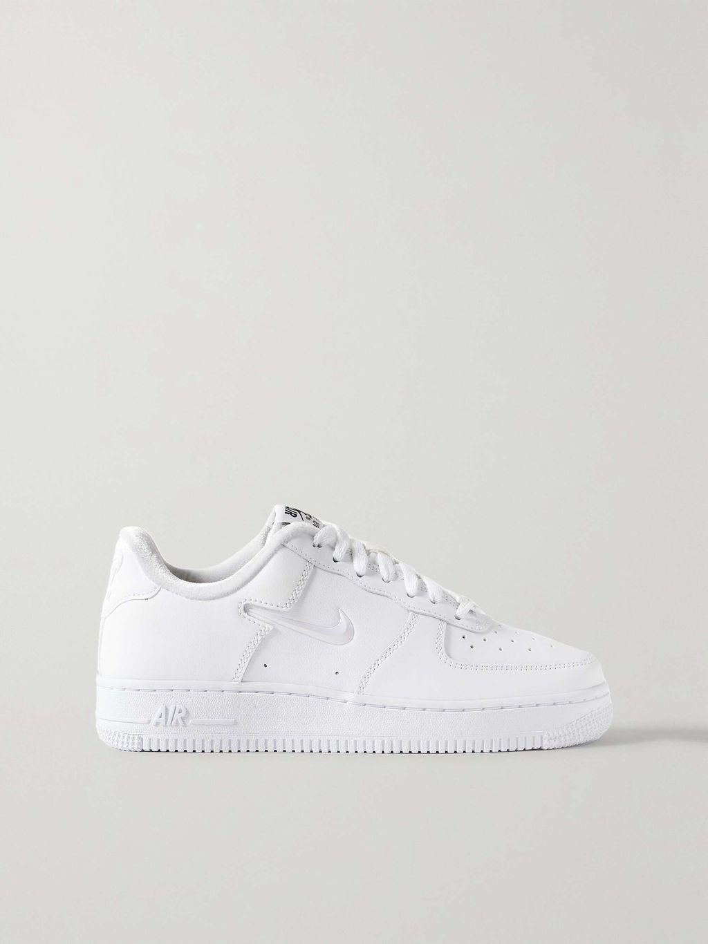 The 23 Best White Sneakers For Women In 2024 Reviewed By Editors Who   Best White Sneakers 242063 1704679473616 Main 1024 80 