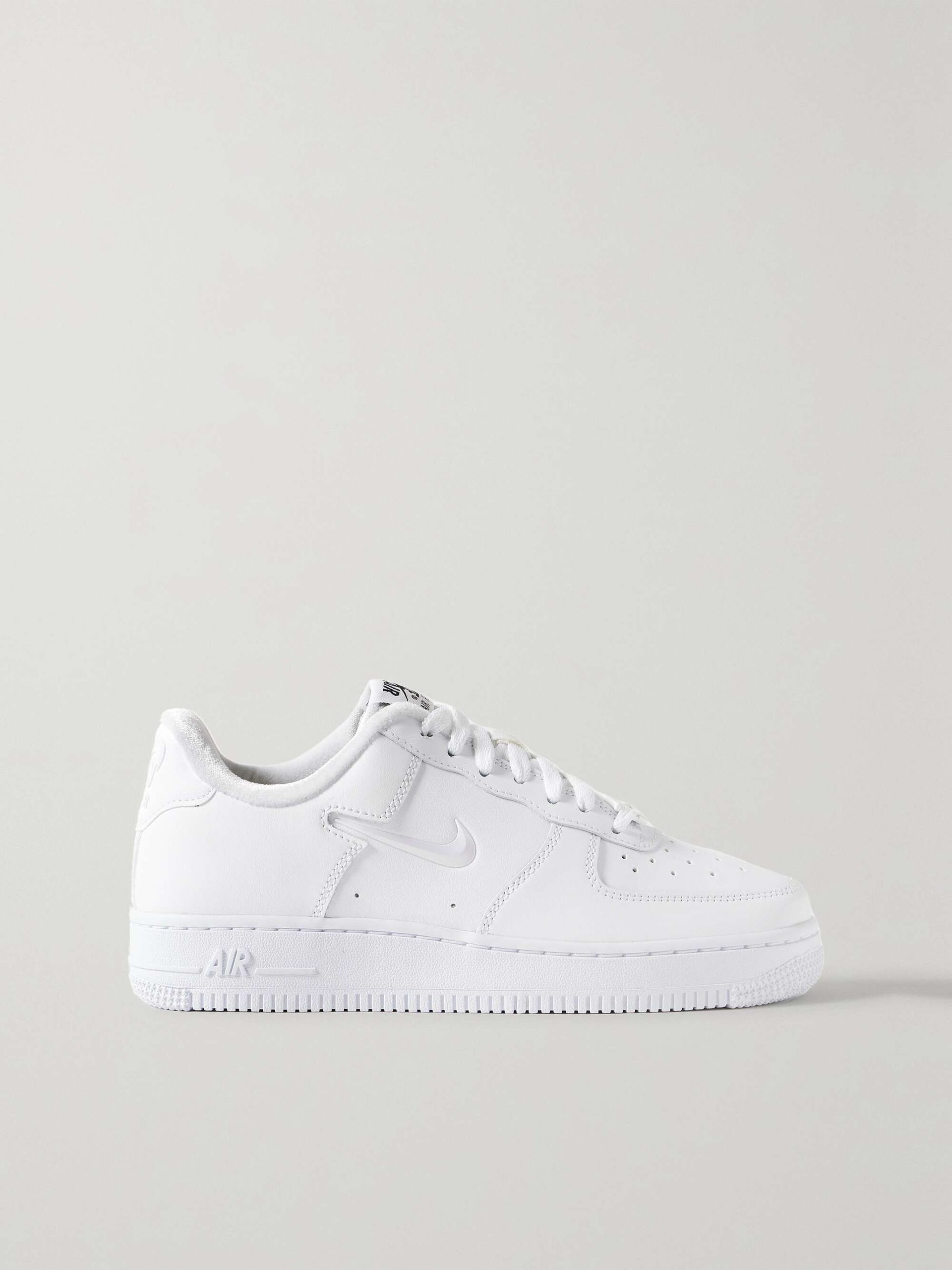 The 23 Best White Sneakers for Women in 2024, Reviewed by Editors | Who ...