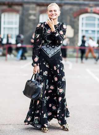 5-ways-to-wear-maxi-dresses-this-winter-2513888