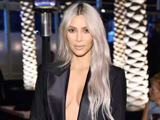 kim-kardashian-west-reveals-gender-of-baby-number-three-242175-1510763646878-main