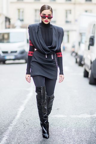 how-to-wear-over-the-knee-boots-now-242271-1510787800797-image