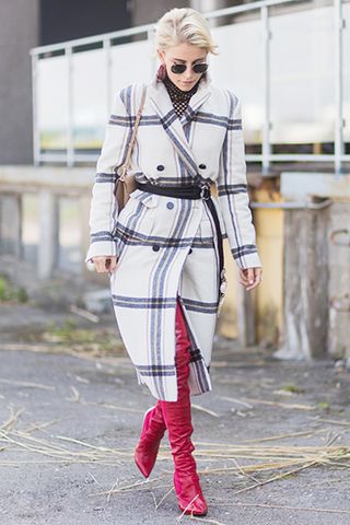 how-to-wear-over-the-knee-boots-now-242271-1510787814061-image