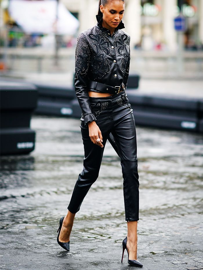 Leather Leggings in Winter: 10 Cool Outfit Formulas to Steal | Who What ...