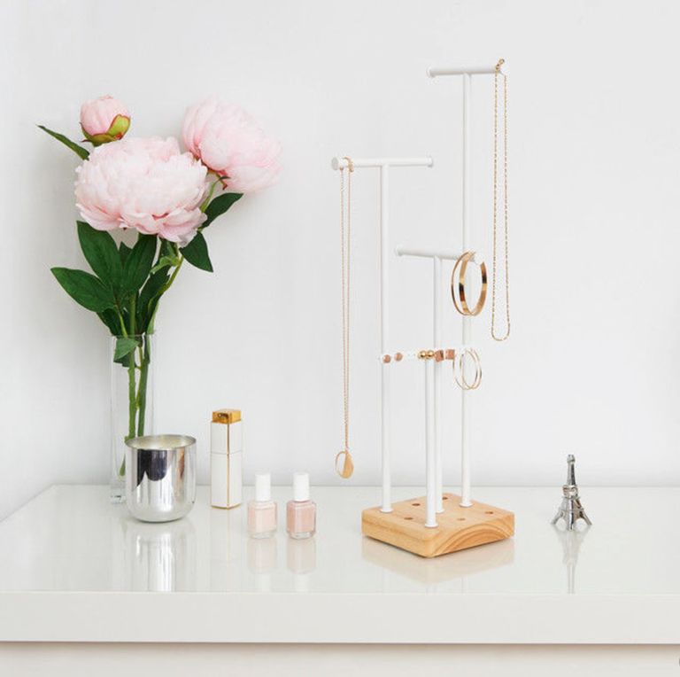 15 Earring Storage Ideas Your Jewelry Collection Needs Who What Wear
