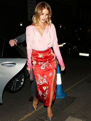 best-celebrity-party-outfits-242441-1510935737213-image