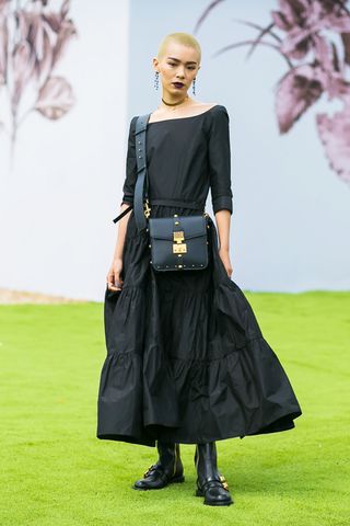 black-maxi-skirt-outfits-242514-1510971213329-image