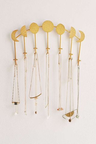necklace-storage-ideas-242685-1511206912835-image