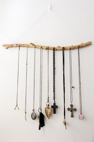 necklace-storage-ideas-242685-1511206918849-image
