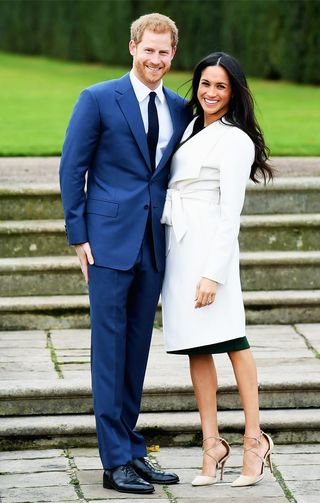 meghan-markle-engagement-outfit-243064-1511792539153-image