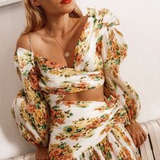 off-the-shoulder-top-choker-blogger-style-243965-1530798896772-square
