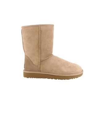 Ugg + Classic Short II Boots in Fawn