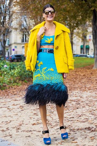 2018-fashion-trend-bold-color-244049-1512513884365-image