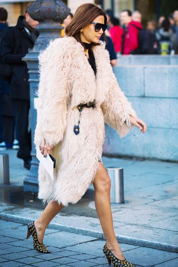 These Instantly Flattering Outfits Involve One Key Accessory | Who What ...