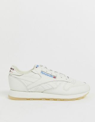 Reebok + Classic Leather Trainers in White and Chalk
