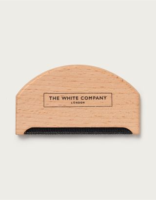 The White Company + Pilling Comb