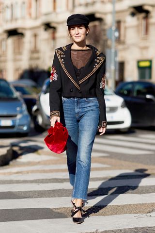 how-to-wear-heels-with-jeans-244727-1513094734696-image