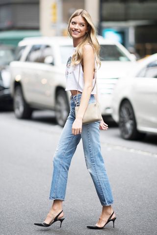 best-shoes-with-mom-jeans-245020-1513213179383-image