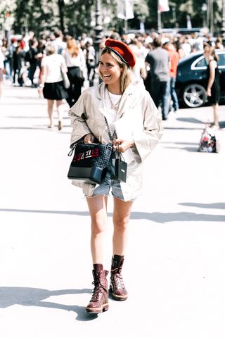 the-ankle-boot-style-fashion-girls-are-into-now-2561699