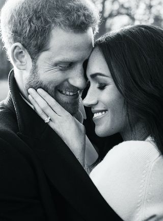 meghan-markle-naked-dress-official-engagement-photograph-245499-1513859957257-image