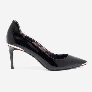 Ted Baker + Vyixin Pointed Toe Courts
