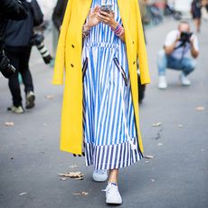 how-to-wear-sneakers-and-dresses-245814-1515069167760-square