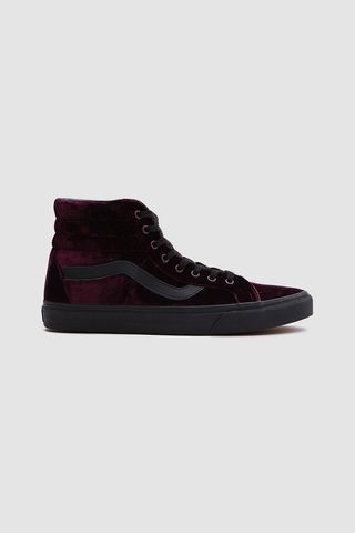 Vans + SK8-Hi Velvet Reissue in Red/Black