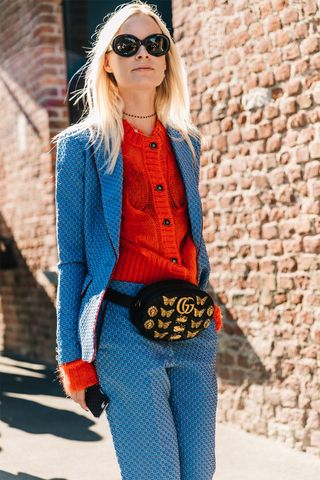 how-to-wear-clashing-colors-245979-1515193030476-image