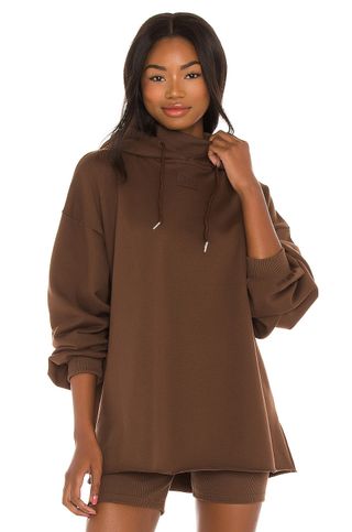 Winter Muse + Lnge Oversized Hoodie in Chocolate