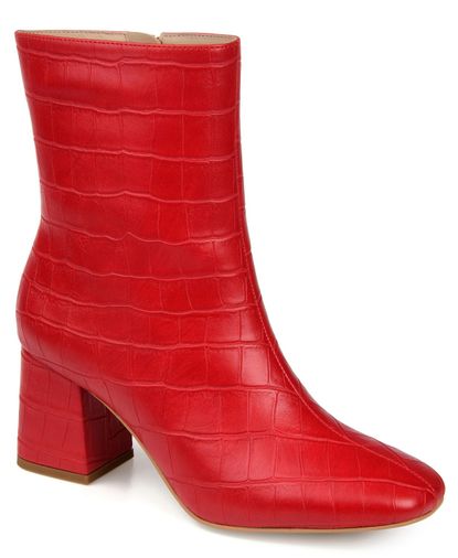 25 Stylish Red Boot Outfits to Wear Year Around | Who What Wear