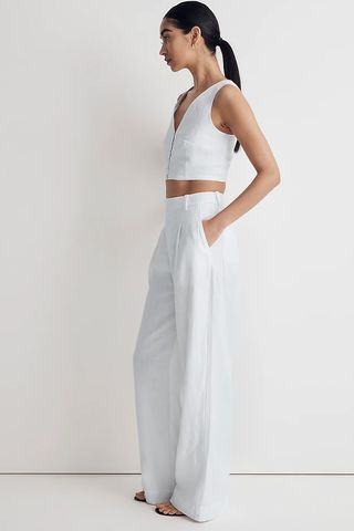 Madewell + The Petite Harlow Wide-Leg Pant in 100% Linen