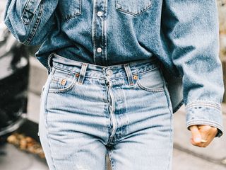 skinny-jean-trends-2018-246686-1515789085761-main