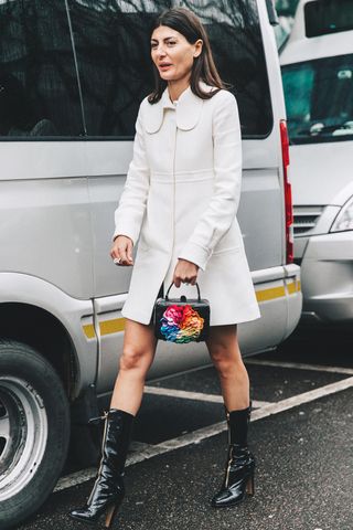 what-to-wear-with-rainboots-247025-1516221652904-image