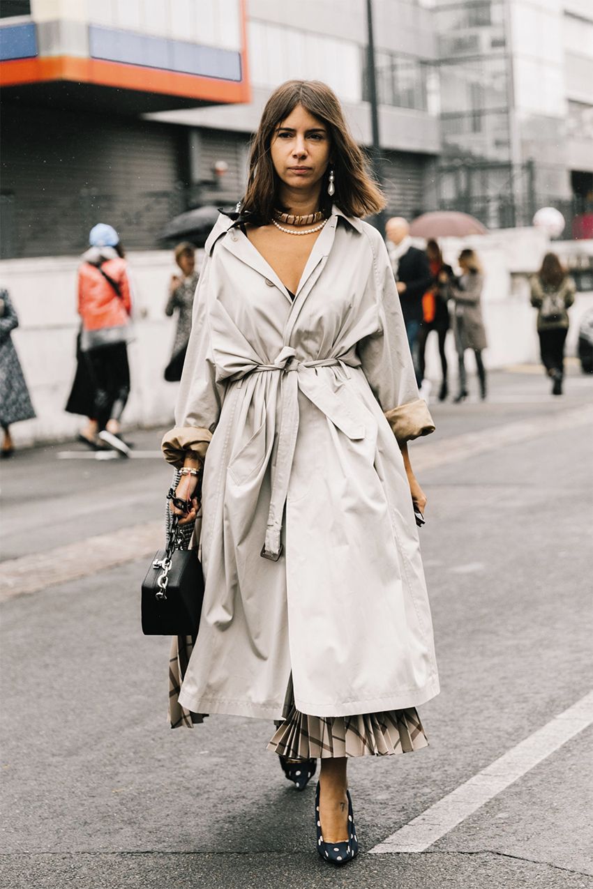 14 Trench Coat Outfits From the Street Style Scene | Who What Wear