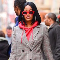 what-was-she-wearing-keke-palmer-red-hoodie-blazer-outfit-247233-1516334581186-square