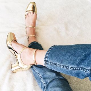 who-what-wear-collection-shoes-on-instagram-247263-1516386812070-image