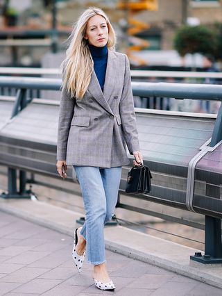 how-to-wear-a-blazer-and-roll-neck-247526-1516702658543-image