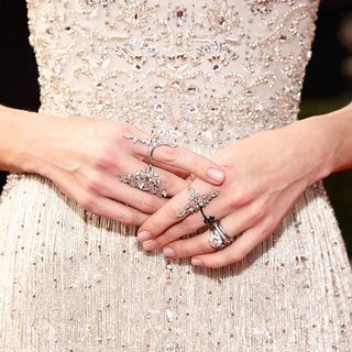 most-popular-engagement-ring-diamond-shape-247709-1516831001432-main