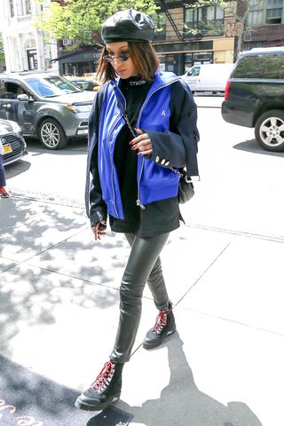 the-boots-celebs-wear-with-skinny-jeans-and-leggings-2595773