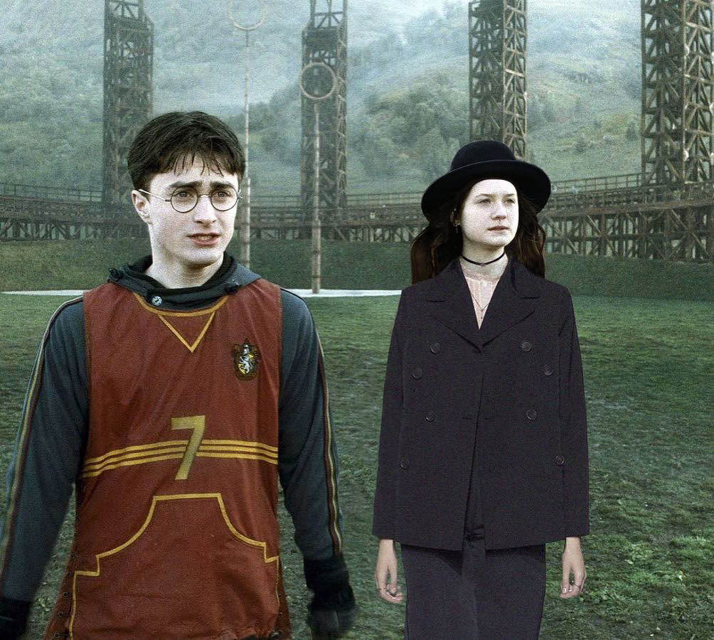 gryffindior-harry-potter-fashion-instagram-248020-1517176858109-image