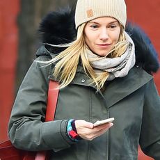 sienna-miller-cold-weather-outfit-248656-1517829999002-square