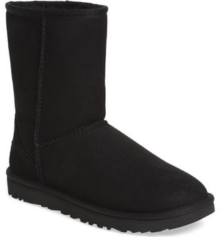 Ugg + Classic Genuine Shearling Lined Boot