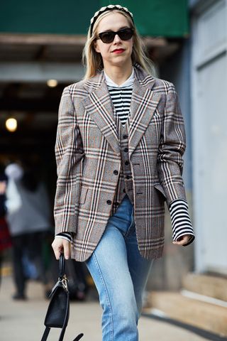 new-york-fashion-week-street-style-fall-2018-248850-1518220516080-image