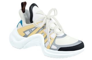 louis-vuitton-pop-up-shop-archlight-sneakers-248913-1518036734970-main