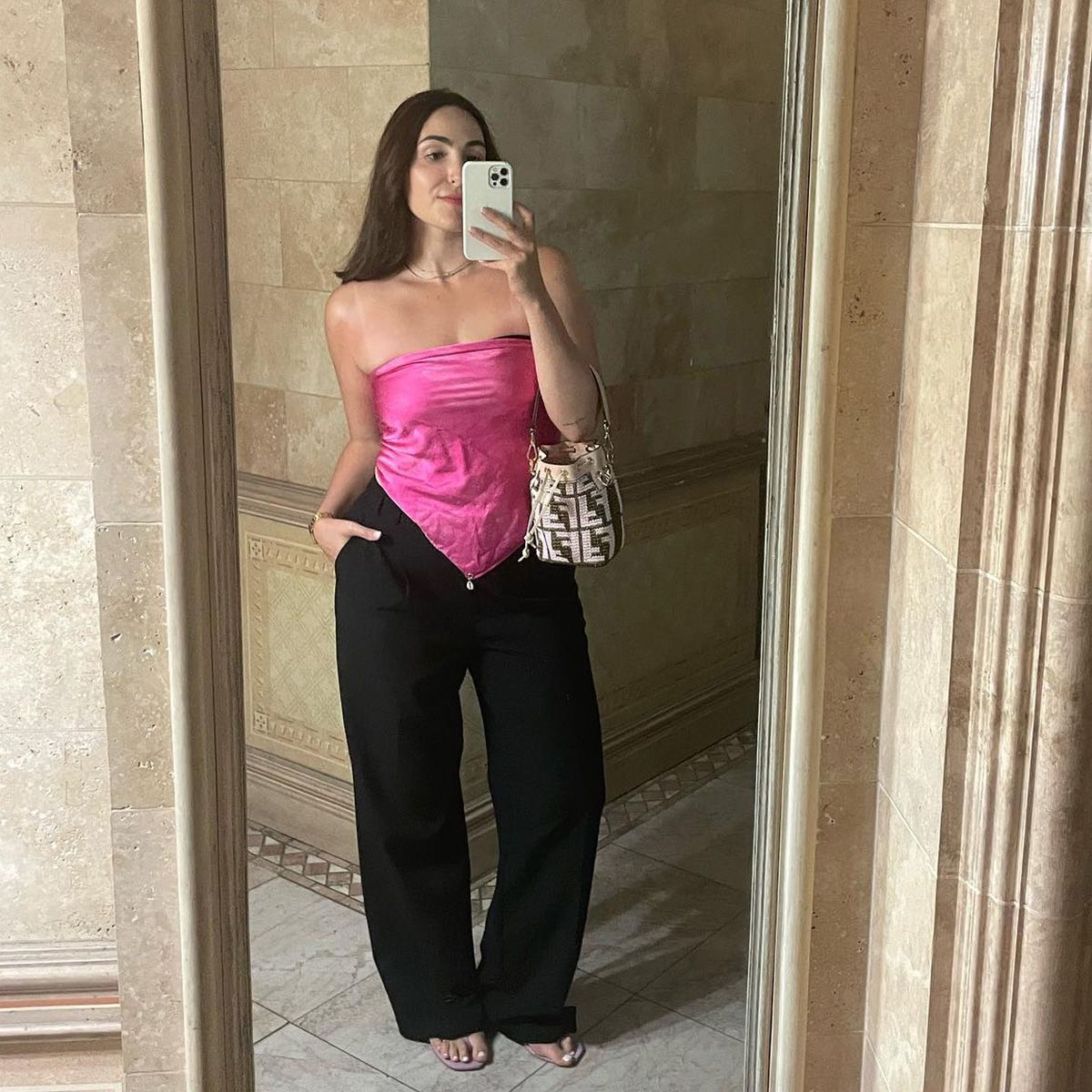 15 Wide-Leg-Pant Outfits That Look Good With Everything