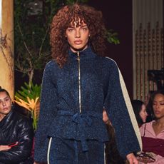 juicy-couture-runway-fall-winter-2018-249069-1518183791653-square