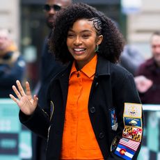 what-was-she-wearing-yara-shahidi-orange-outfit-249246-1518402951821-square