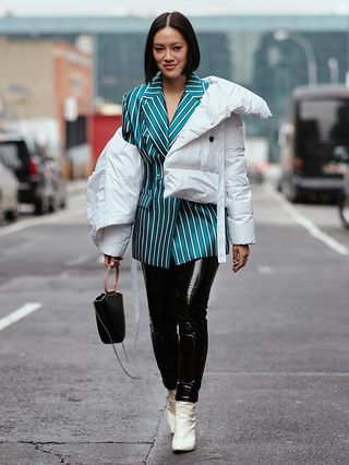 new-york-fashion-week-february-2018-street-style-249261-1518429161860-image