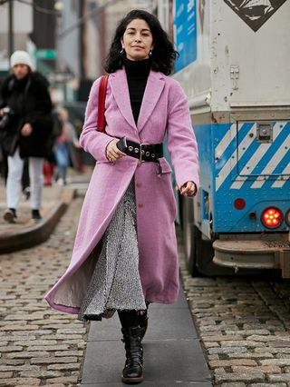 new-york-fashion-week-february-2018-street-style-249261-1518429178205-image