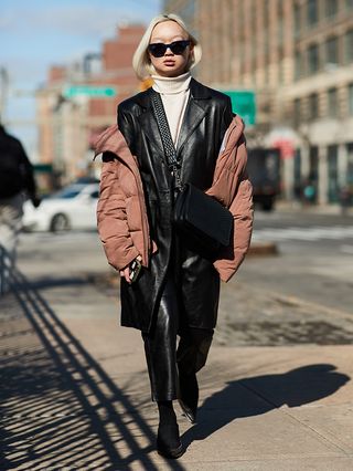 new-york-fashion-week-february-2018-street-style-249261-1518429185492-image